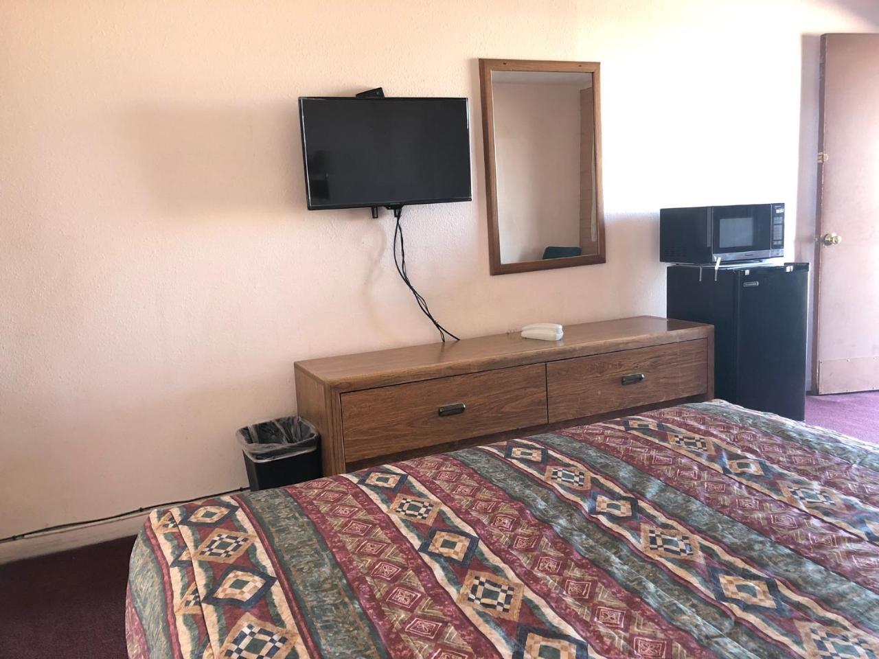 Deluxe Inn Motel Sparks Exteriör bild