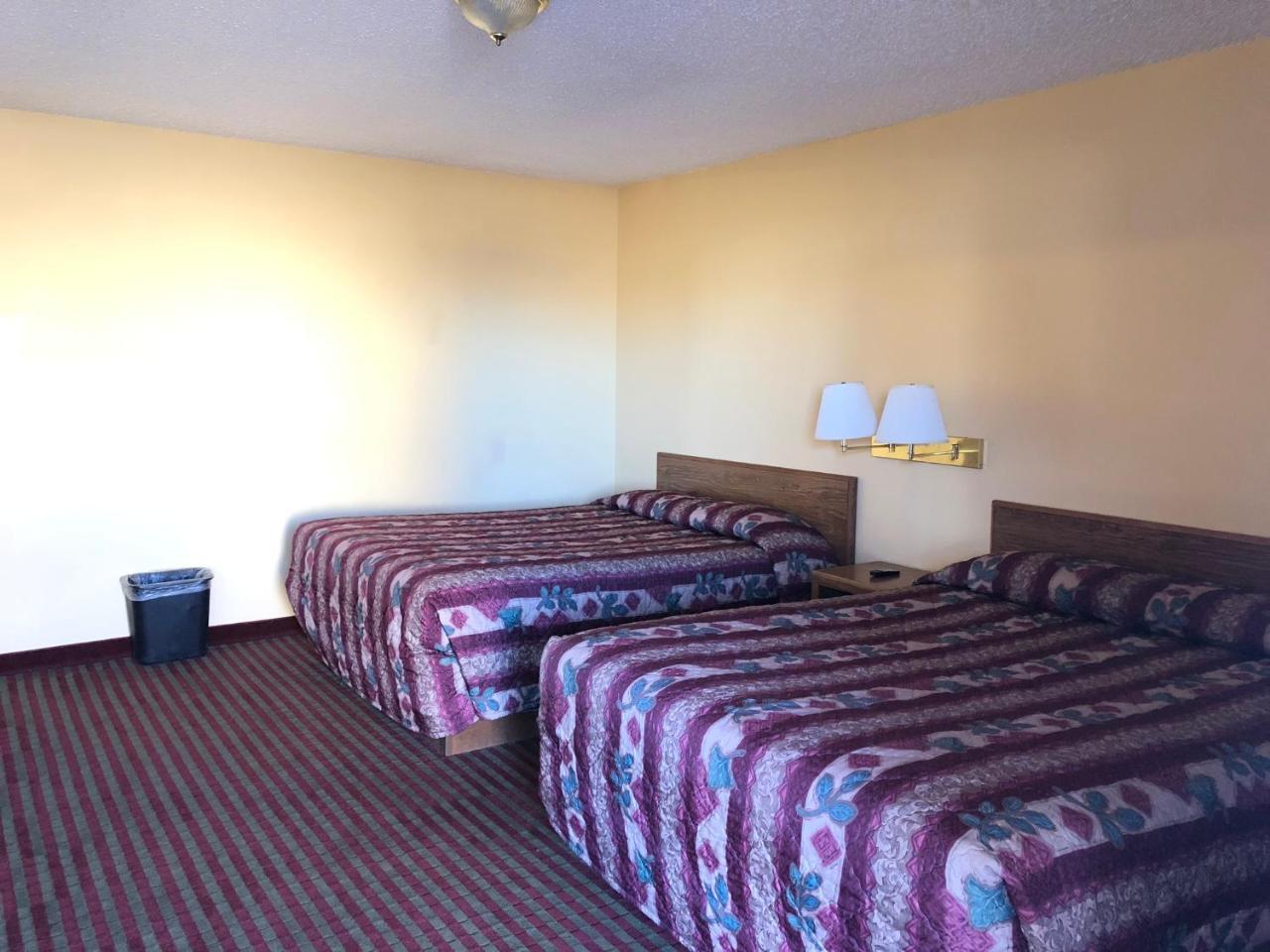 Deluxe Inn Motel Sparks Exteriör bild